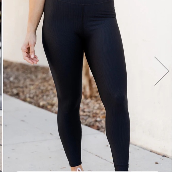 Ribbed Black Leggings - Picture 3 of 5